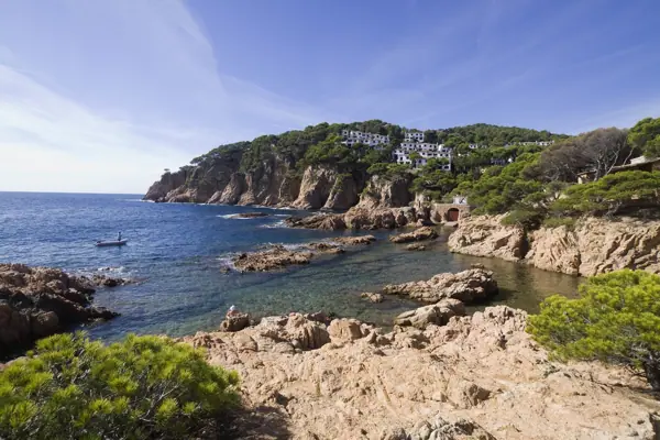 Coves marines (Baix Empordà) · 03750