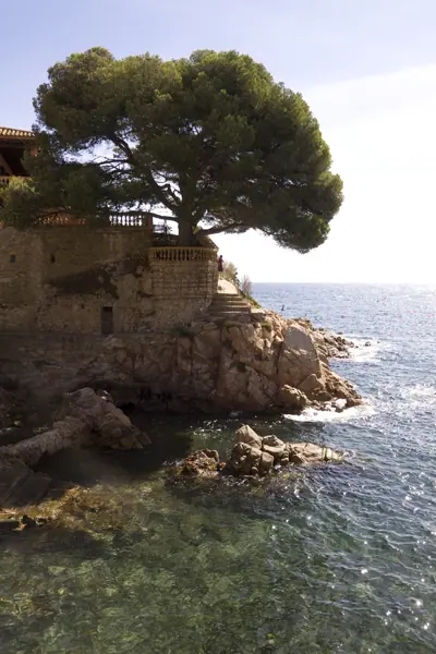 Coves marines (Baix Empordà) · 03758
