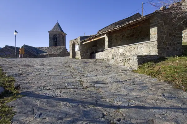 Església de Sant Víctor; Coll d'Ares (Dòrria) · 02360