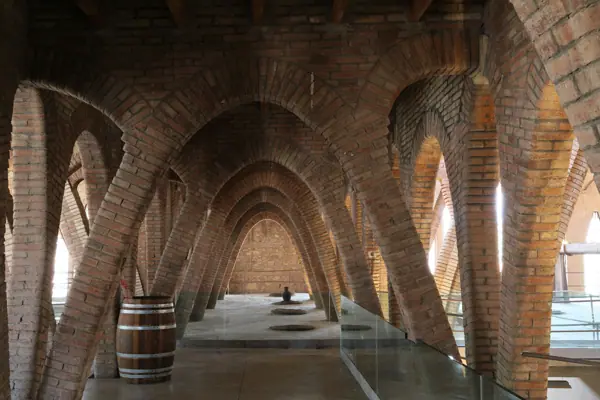 Catedral del Vi (El Pinell de Brai) · 05996