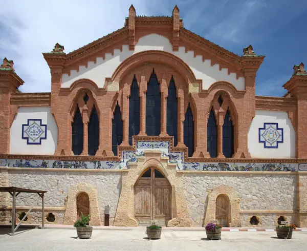 Catedral del Vi (El Pinell de Brai) · 06000