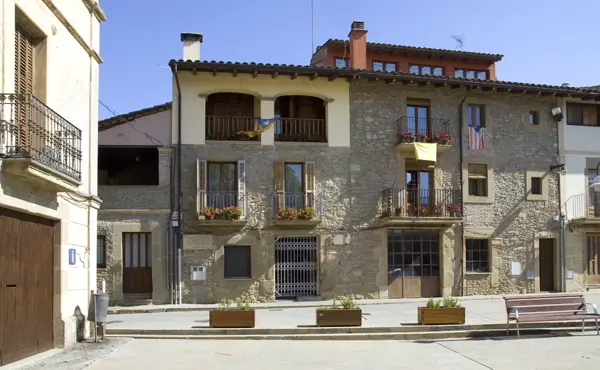 Mossèn Cinto Verdaguer, casa pairal (Folgueroles) · 03603