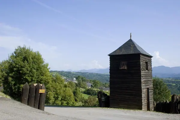 Alts Pirineus, Arreau i castell de Mauvezin · 00800