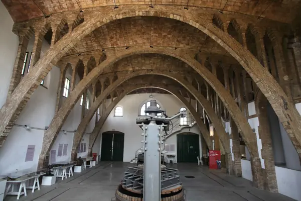 Celler Cooperatiu (Gandesa) · gandes