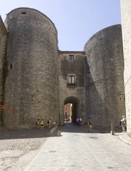 Monument de la Lleona i muralles (Girona) · 05089