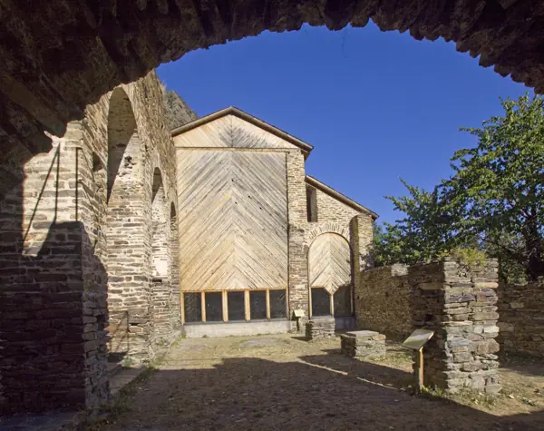 Sant Pere del Burgal (La Guingueta d'Àneu) · 02586