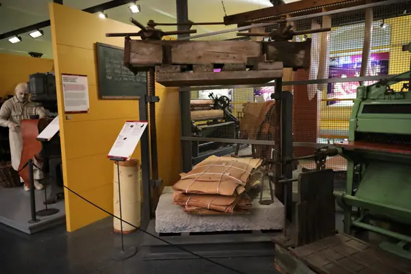 Cal Boyer, Museu de la Pell (Igualada) · 06364