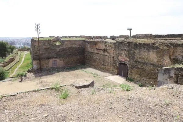 Castell templer de Gardeny (Lleida) · 04993