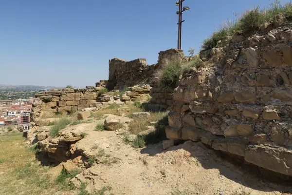Castell del Rei (La Suda) (Lleida) · 04897