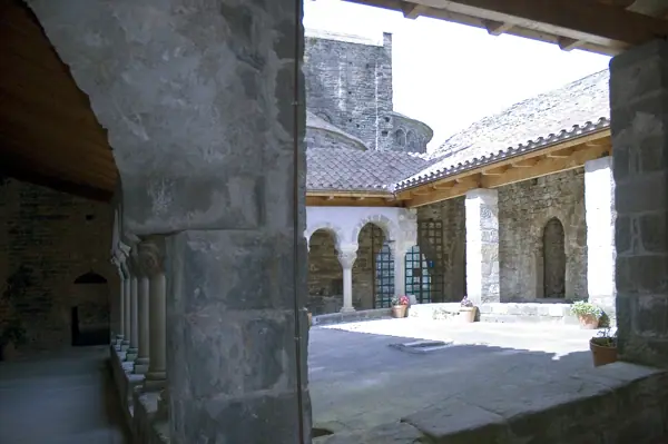 Monestir de Sant Pere de Casserres (Les Masies de Roda) · 00918