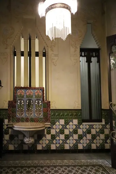 Casa Coll i Regàs (Mataró) · 07155