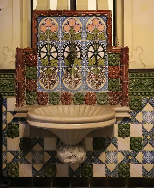 Casa Coll i Regàs (Mataró) · 07156