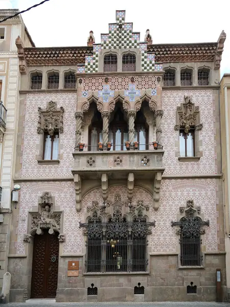 Casa Coll i Regàs (Mataró) · 07142