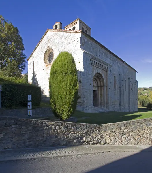Església de Santa Cecília (Molló) · 02312