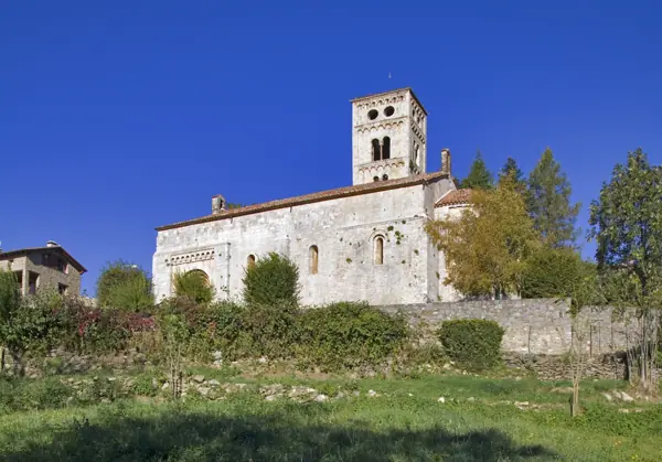 Església de Santa Cecília (Molló) · 02318