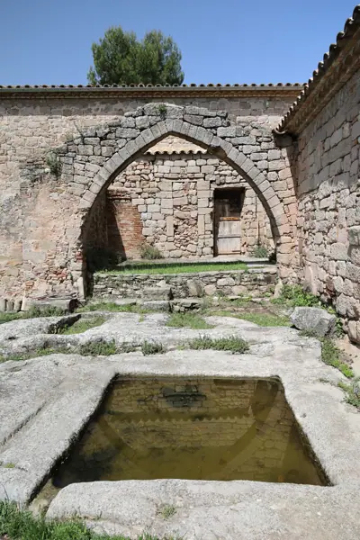 Monestir de Santa Maria de Lluçà (Lluçà) · 06547