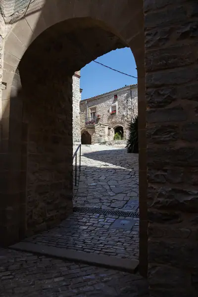 Poble medieval, segle XI (Montfalcó Murallat) · 08588