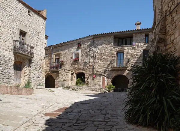 Poble medieval, segle XI (Montfalcó Murallat) · 08589