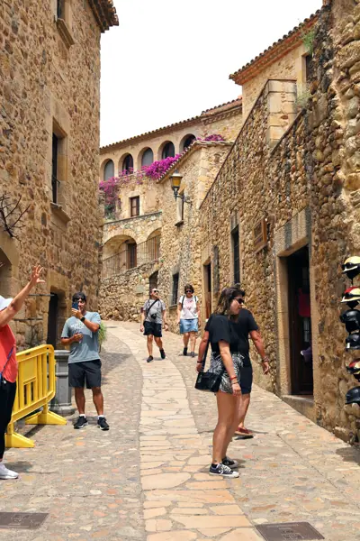 Poble (Pals) · 06702