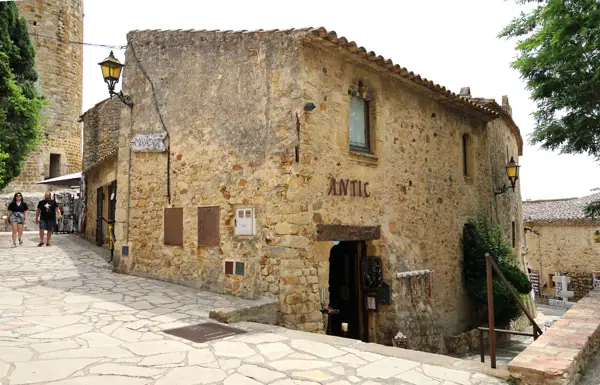 Poble (Pals) · 06710
