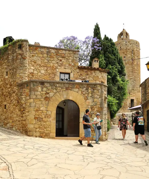 Poble (Pals) · 06711