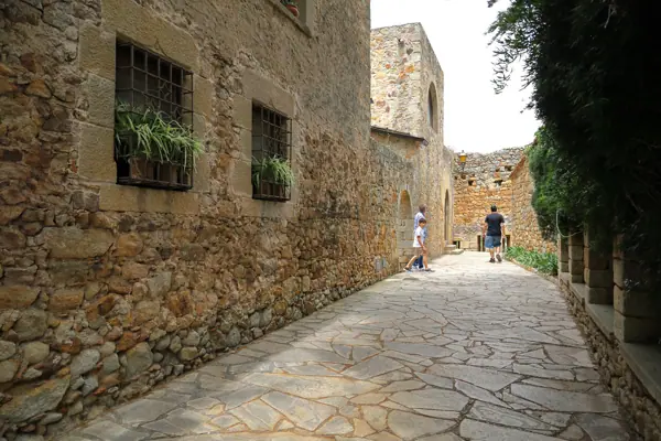 Poble (Pals) · 06720