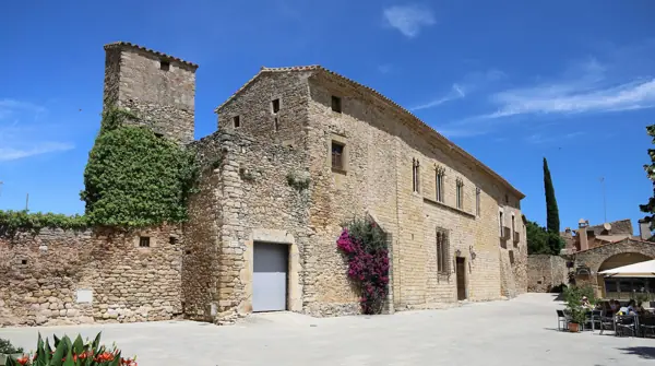 Poble (Peratallada) · 06624