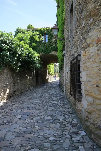 Poble (Peratallada) · 06631