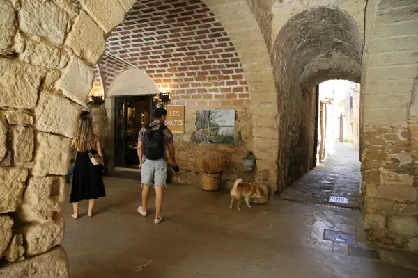Poble (Peratallada) · 06652