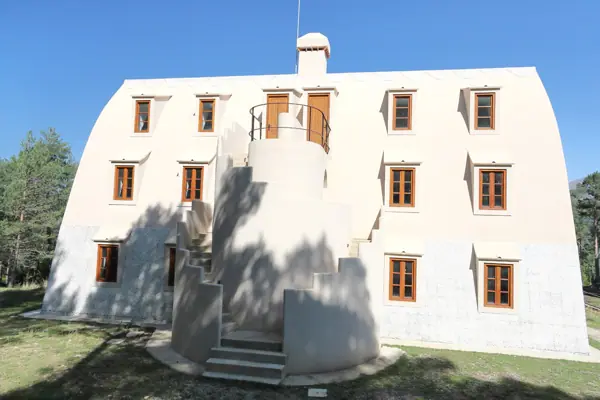 Xalet del Catllaràs (Gaudí) (La Pobla de Lillet) · 06096