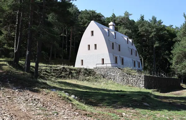 Xalet del Catllaràs (Gaudí) (La Pobla de Lillet) · 06095