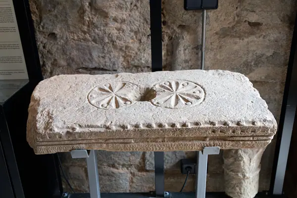 Canònica de Sant Pere (Ponts) · 08447