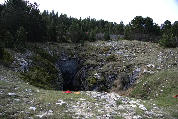 Cova, avenc de la Bòfia (Port del Comte) · 07640