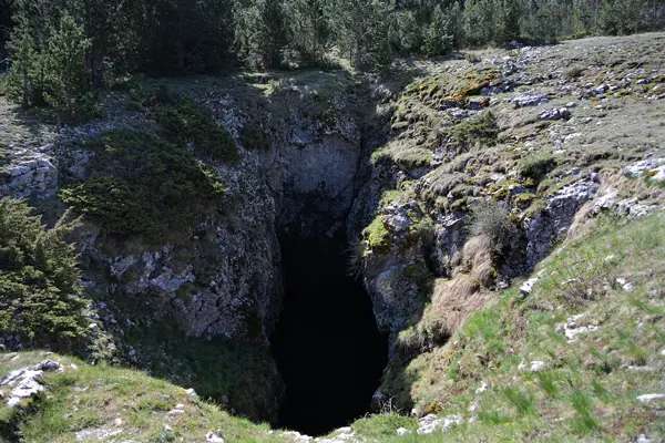 Cova, avenc de la Bòfia (Port del Comte) · 07639