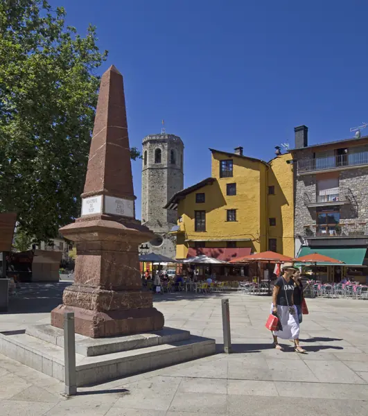 Plaça dels Herois (Puigcerdà) · plherois