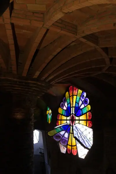 Cripta de la Colònia Güell, d'Antoni Gaudí (Santa Coloma de Cervelló) · 04715