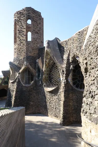 Cripta de la Colònia Güell, d'Antoni Gaudí (Santa Coloma de Cervelló) · 04852