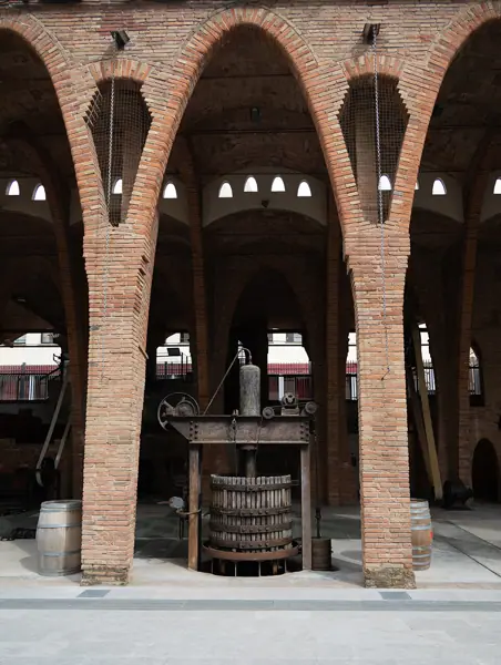 Celler Cooperatiu (Sant Cugat del Vallès) · 08407