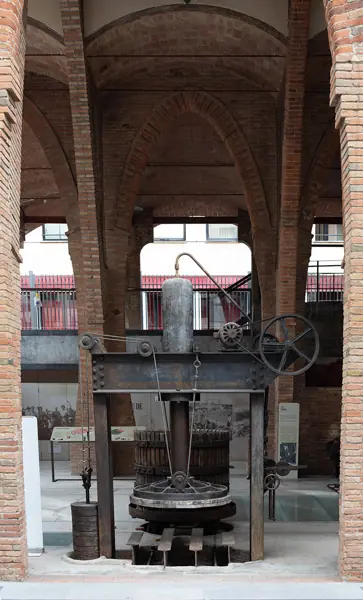Celler Cooperatiu (Sant Cugat del Vallès) · 08408