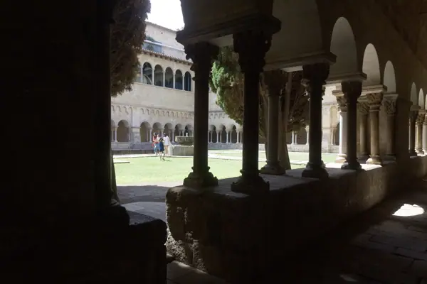 Monestir (Sant Cugat del Vallès) · 04695