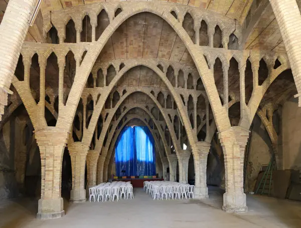 Magatzem modernista (Sant Guim de Freixenet) · 06077