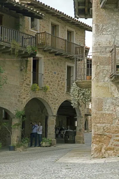 El poble (Santa Pau) · 03242