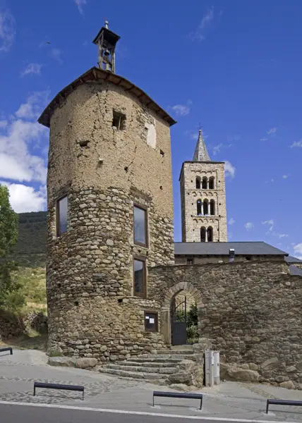 Església dels Sants Just i Pastor; torre de defensa (Son) · son