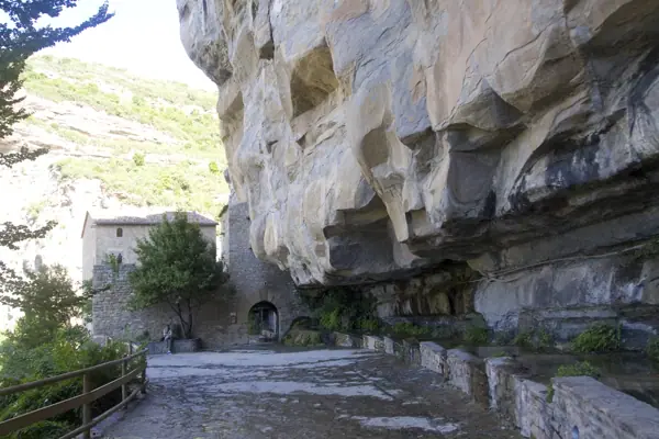 Monestir de Sant Miquel del Fai (Sant Quirze Safaja) · 01144