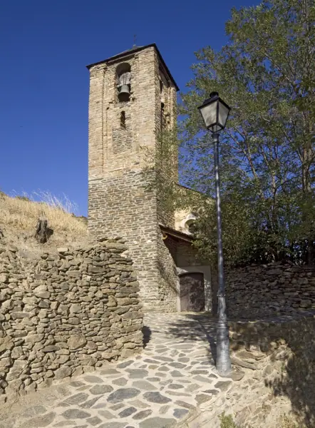 Església de Sant Iscle i Santa Victòria (Surp) · 02711