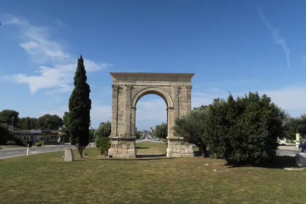 Carrer de la Merceria; Arc de Berà (Tarragona) · 05301