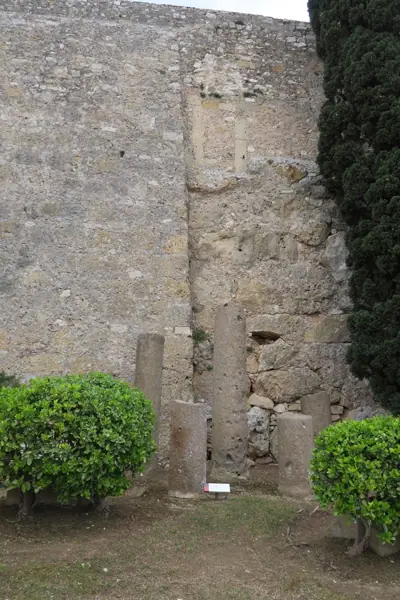 Muralles romanes (Tarragona) · 05380