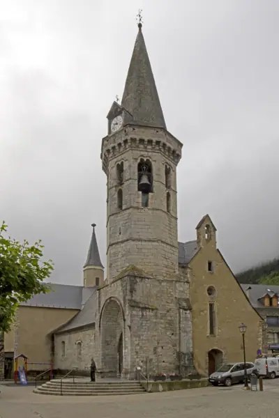 La capital i l'església de Sant Miquèu (Vielha) · 02125
