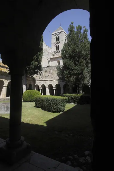 Canònica de Santa Maria (Vilabertran) · 03863