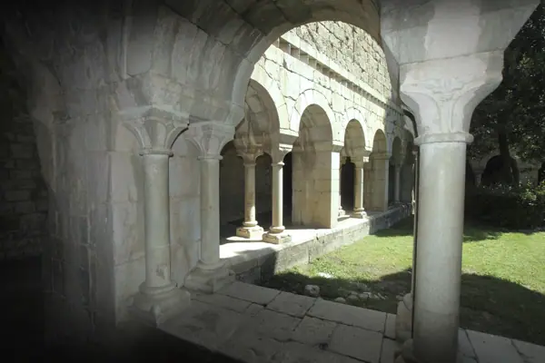 Canònica de Santa Maria (Vilabertran) · 03868
